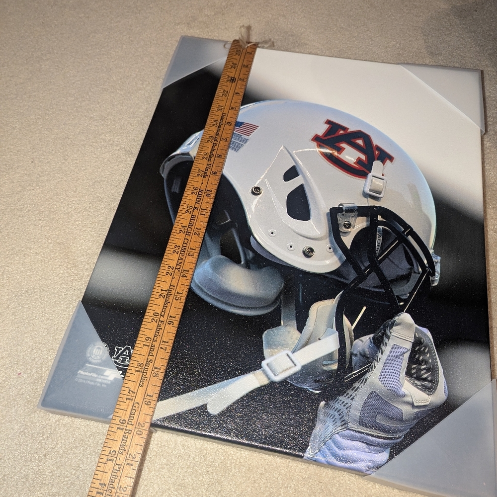 Auburn University Tigers Helmet Spotlight 16"x20" Stretched Canvas - Picture 8 of 10